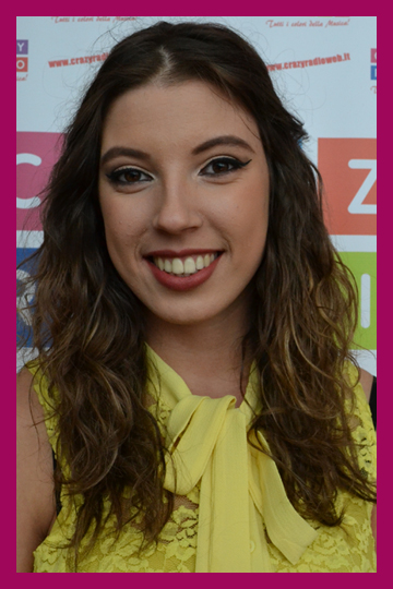 Luana della Pace - Crazy Radio
