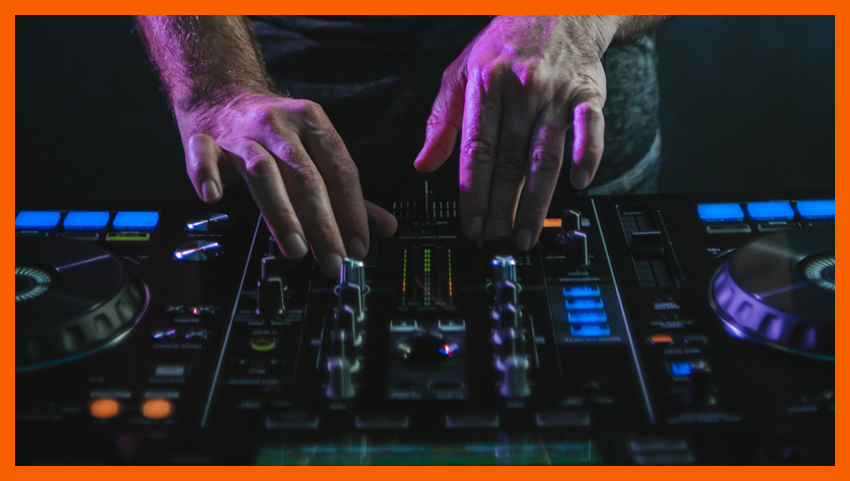 DANCE PARTY - CRAZY RADIO